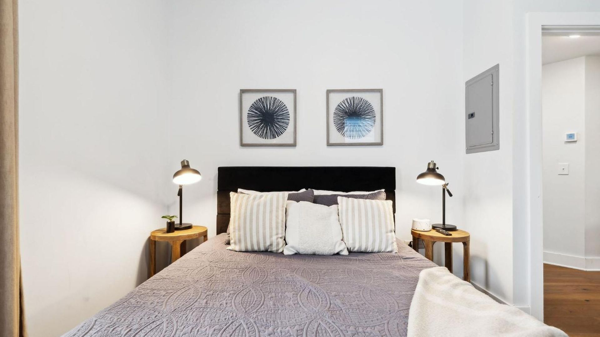 Holiday home Modern 3-story Townhome W Rooftop & Views Nashville