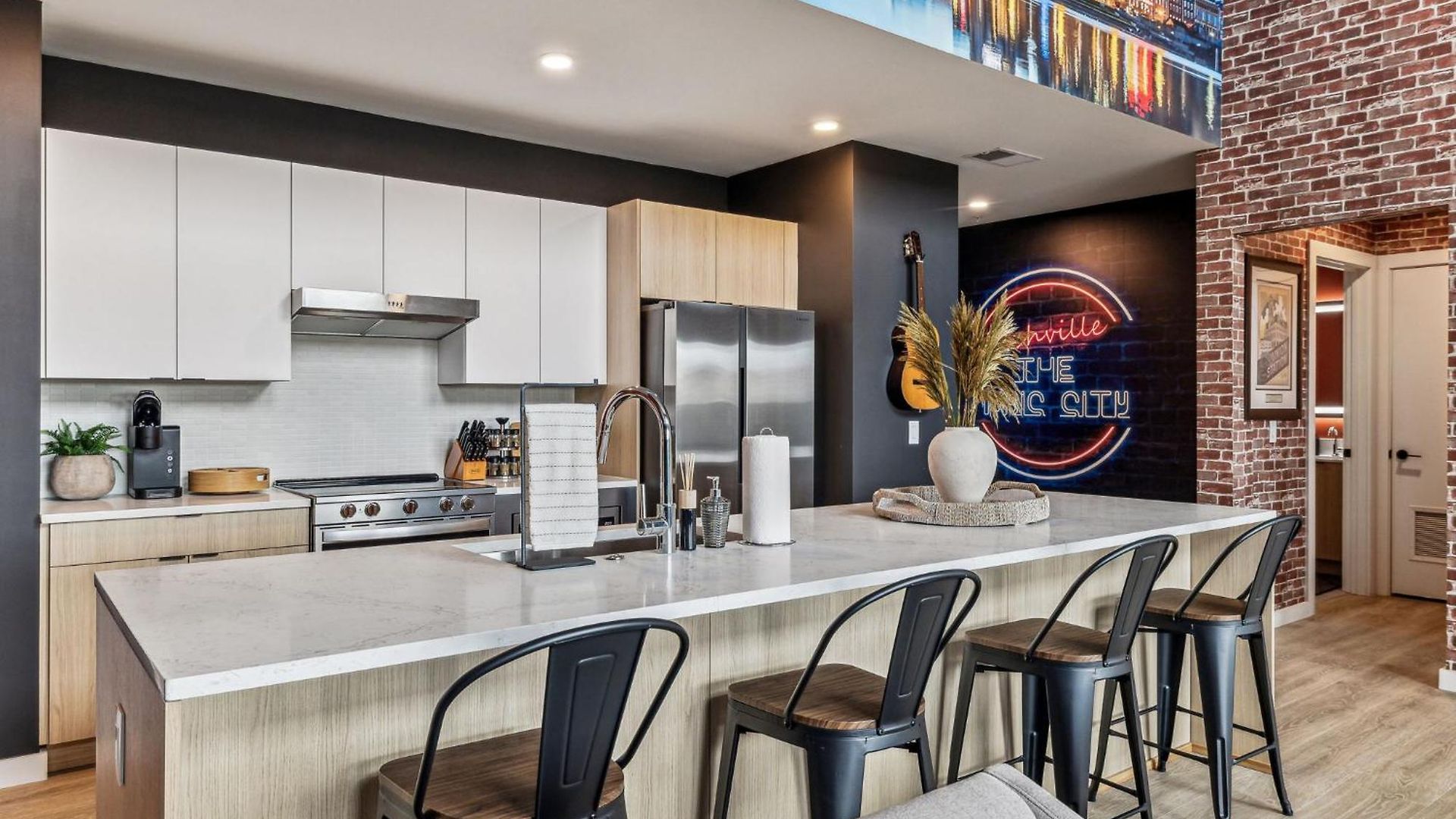 Apartment Grand Ole Nashville- Walk To Broadway & Honky Tonks! Nashville