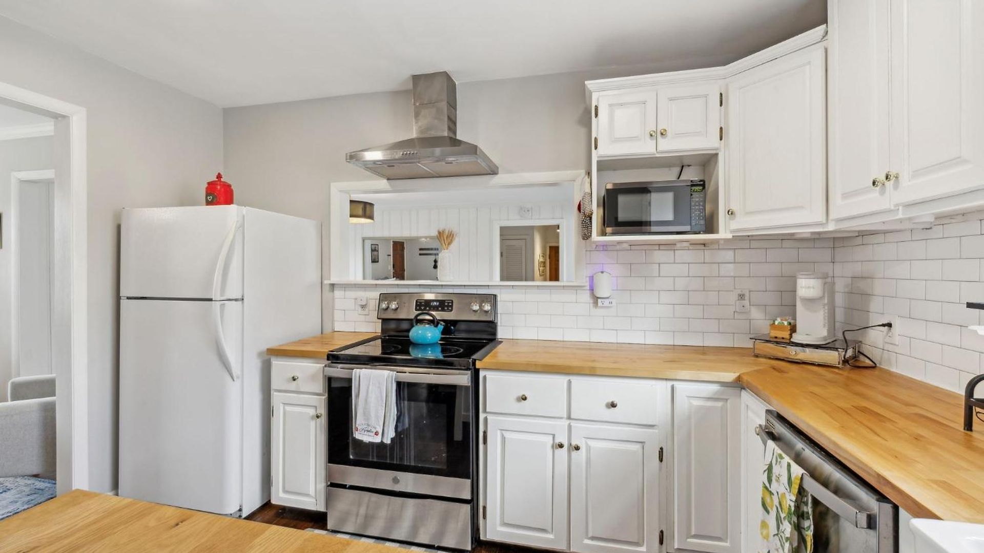 East Family Abode 30 Or Days By Skyrun Holiday home