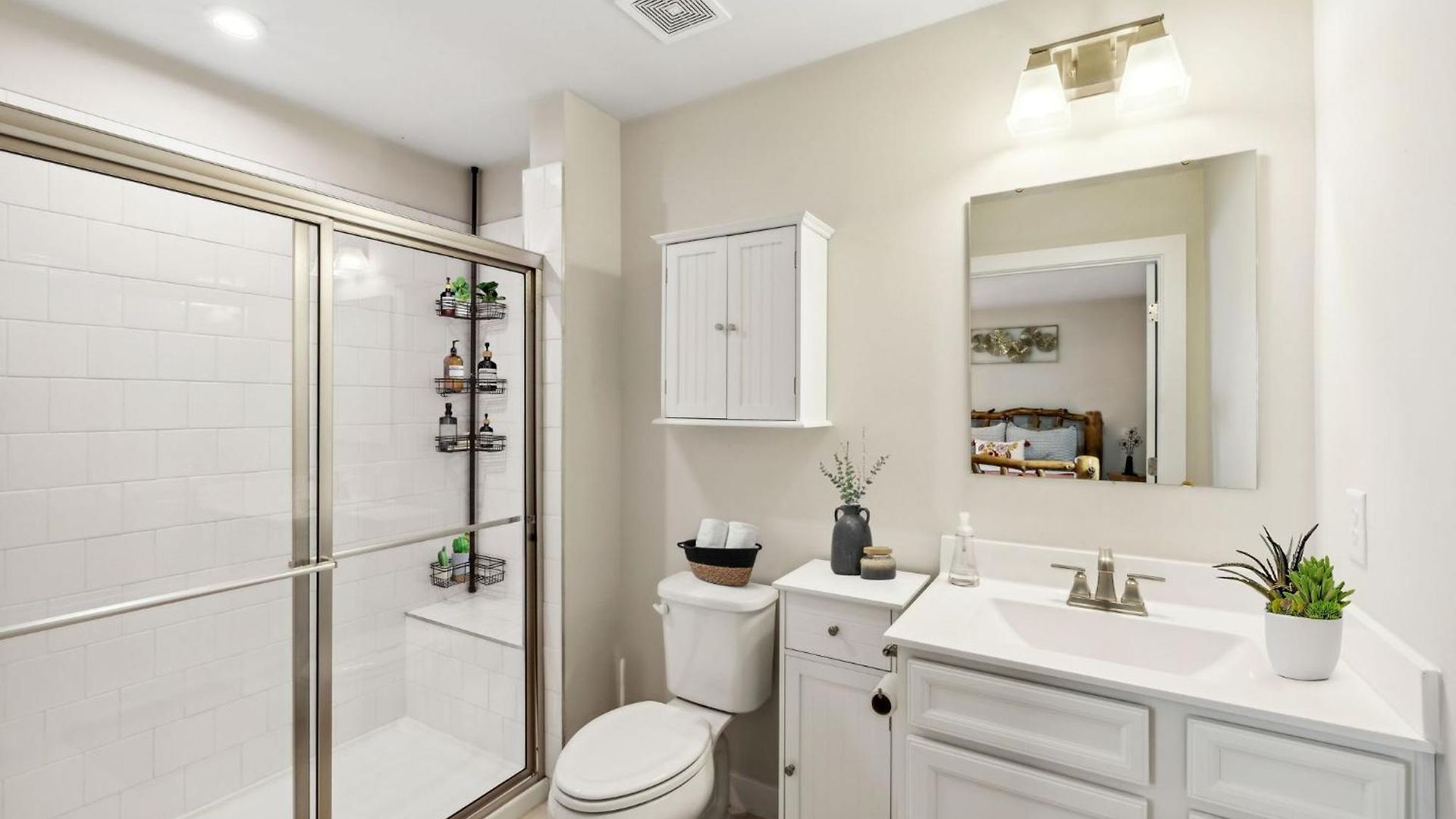 Stylish Vibe 2 Bed 2 Bath 30 Or Days By Skyrun