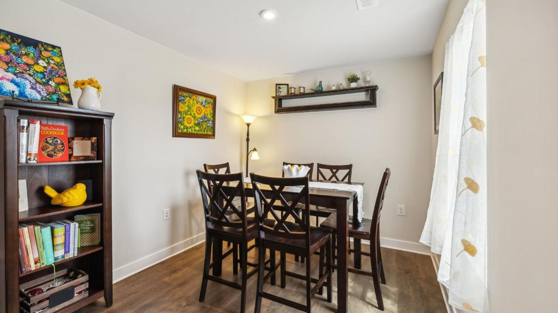 Stylish Vibe 2 Bed 2 Bath 30 Or Days By Skyrun Nashville