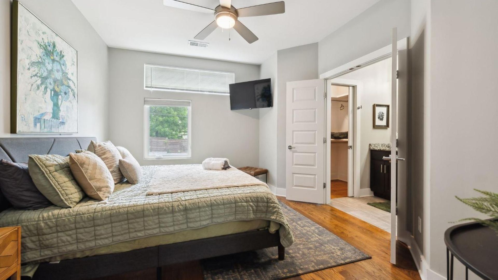 Spacious 3-story Townhome W Rooftop & Views Nashville