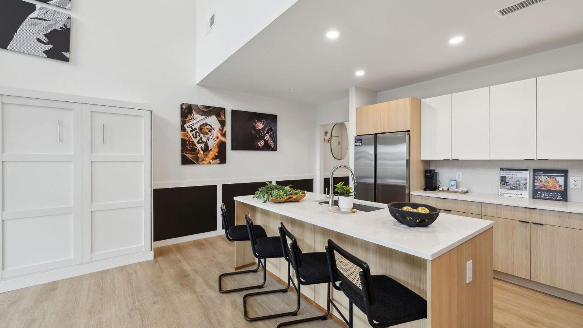 Beverly Nash Downtown, Incredible Skyline Views, Walk To Broadway! Nashville