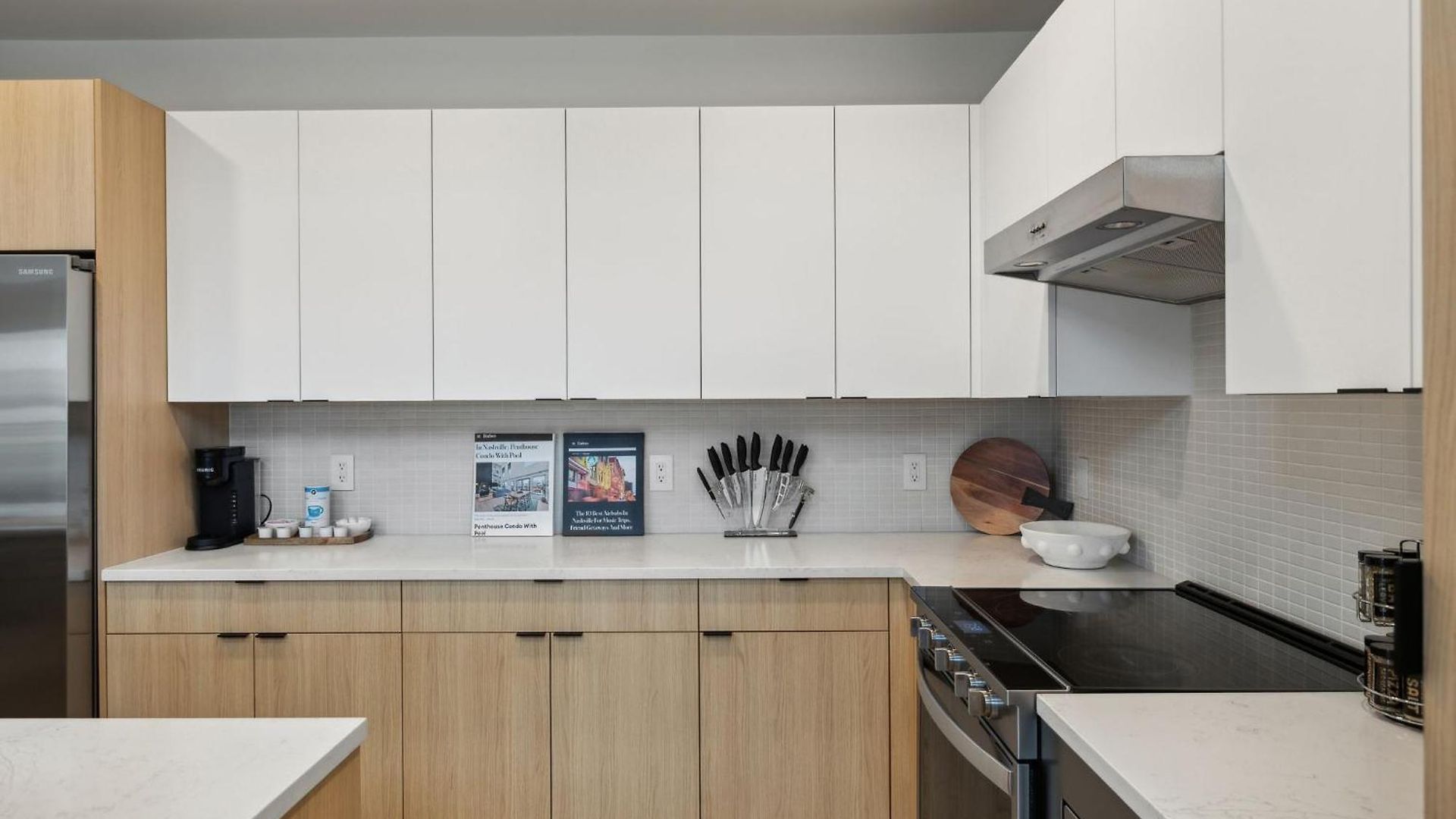 Beverly Nash Downtown, Incredible Skyline Views, Walk To Broadway!