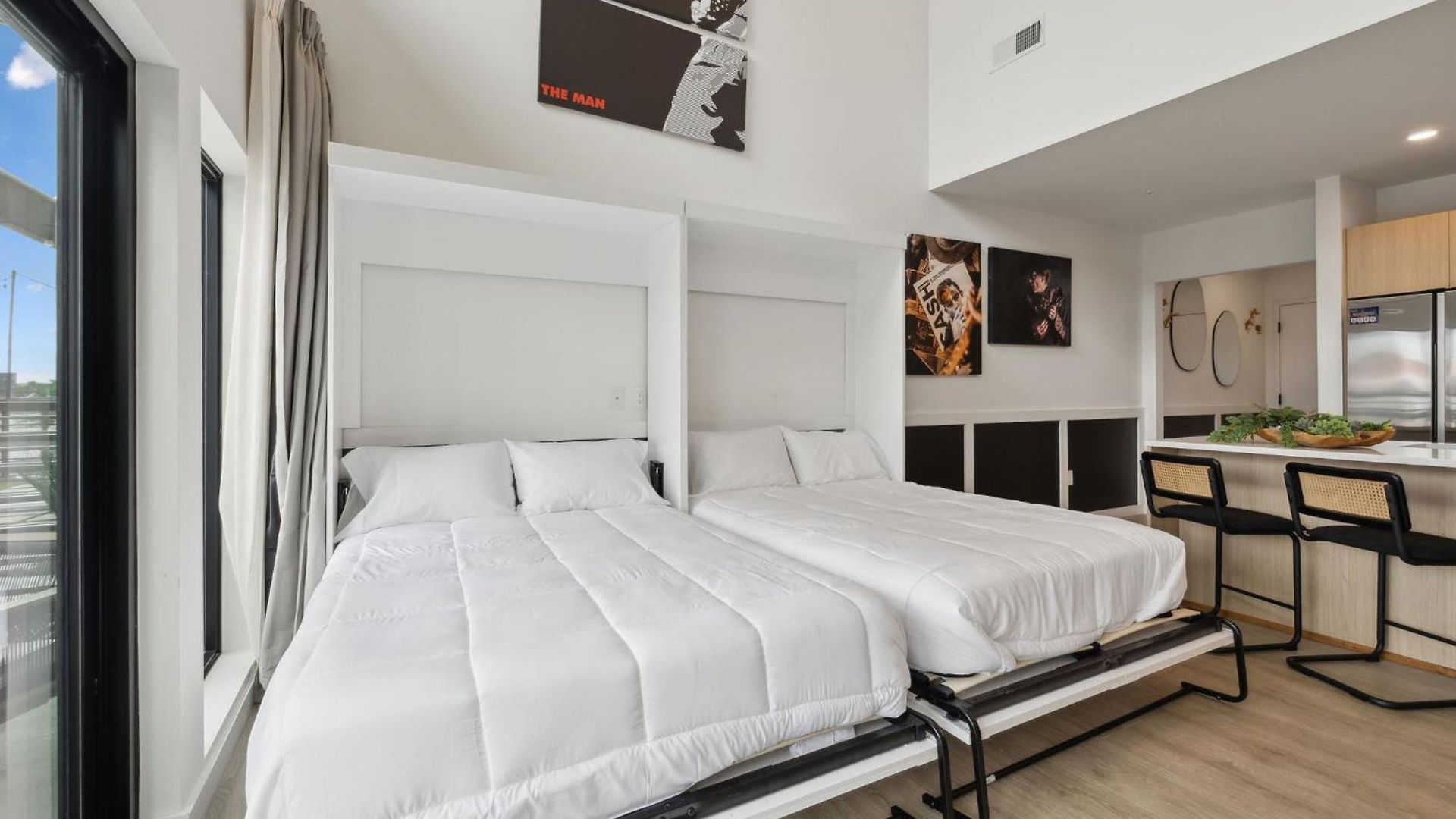 Beverly Nash Downtown, Incredible Skyline Views, Walk To Broadway! * Nashville