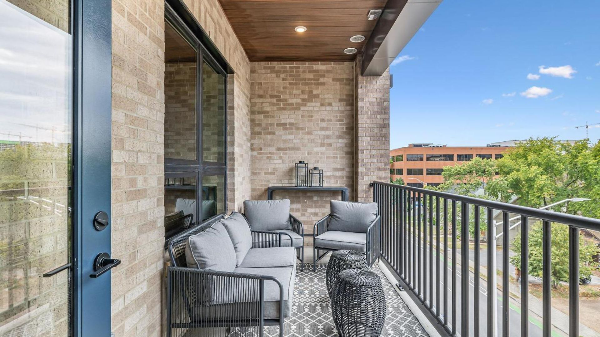 The Smokeshow On Music Row Near Broadway In Downtown Nashville- Pool, Gym, Patio * Nashville