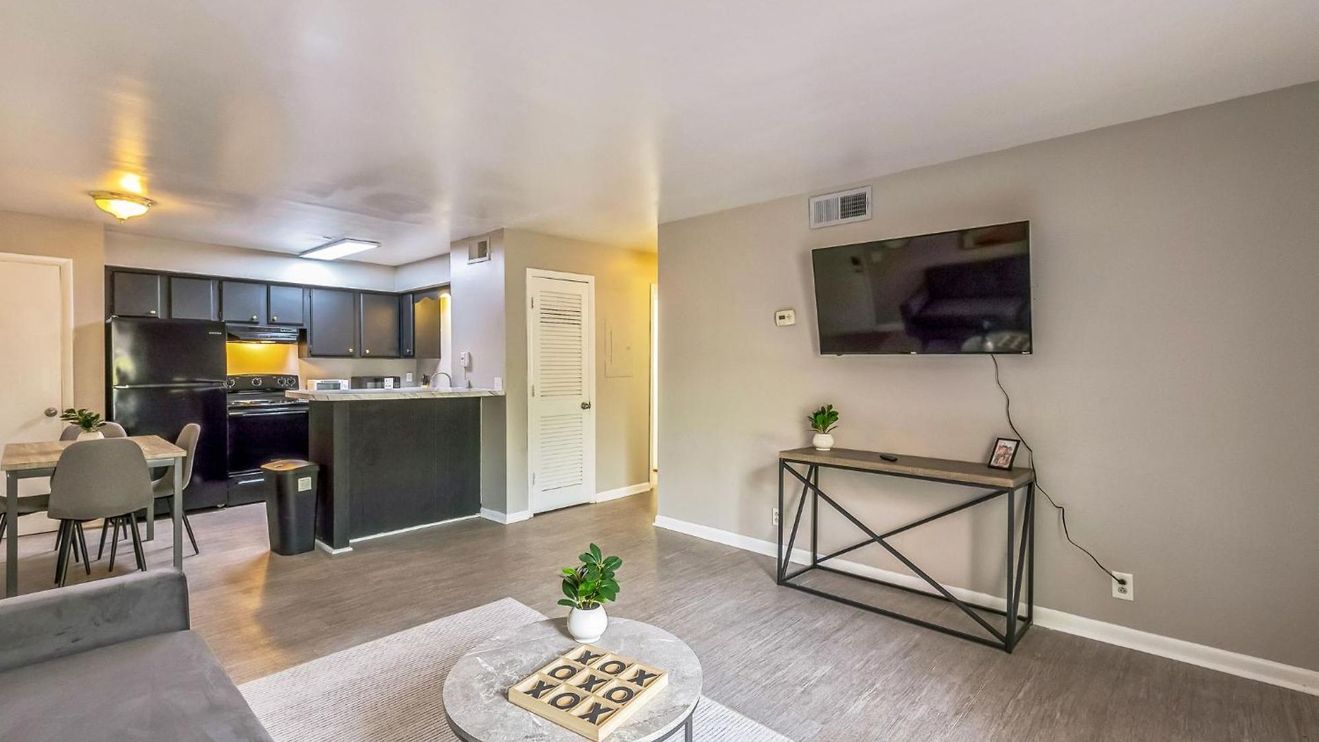 Jamestown B4 I Comfy 2 Bed 1 Bath