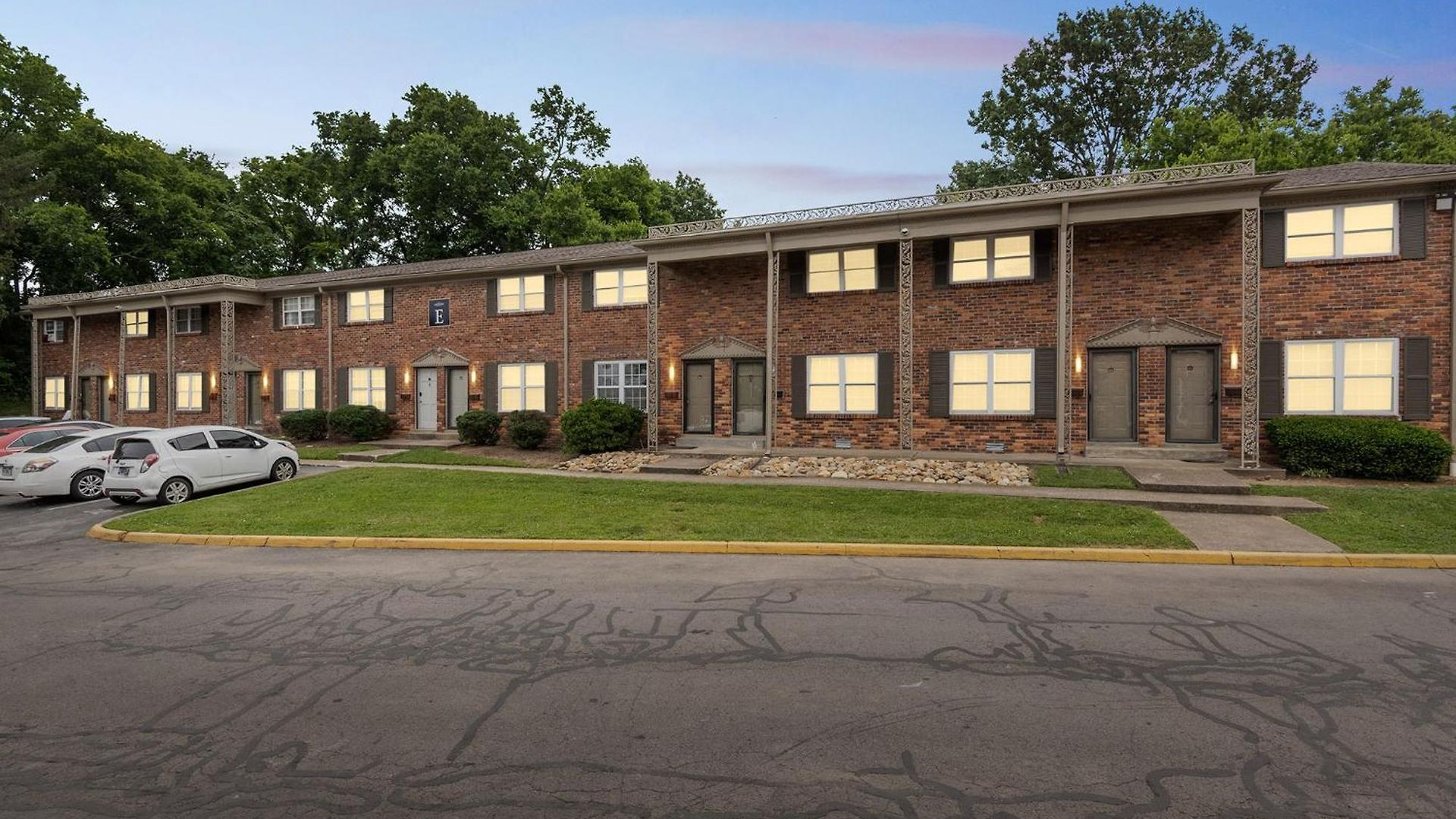 Apartment Jamestown E5 I Comfy 2 Bed 1 Bath Nashville