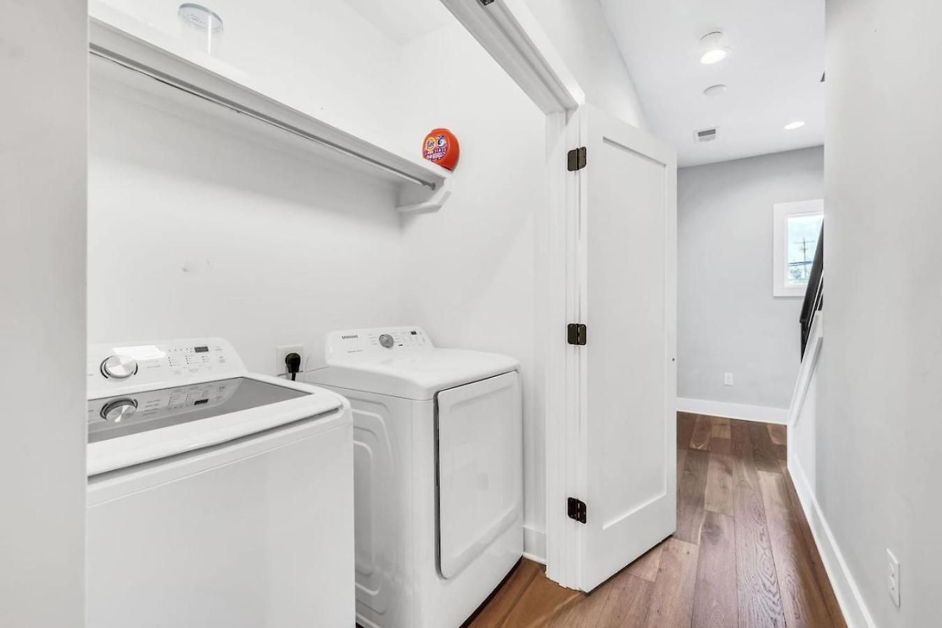 Luxury And Spacious With Private Garage And Fire Pit *
