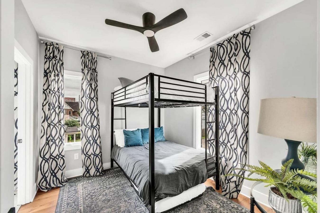 Luxury And Spacious With Private Garage And Fire Pit * Nashville