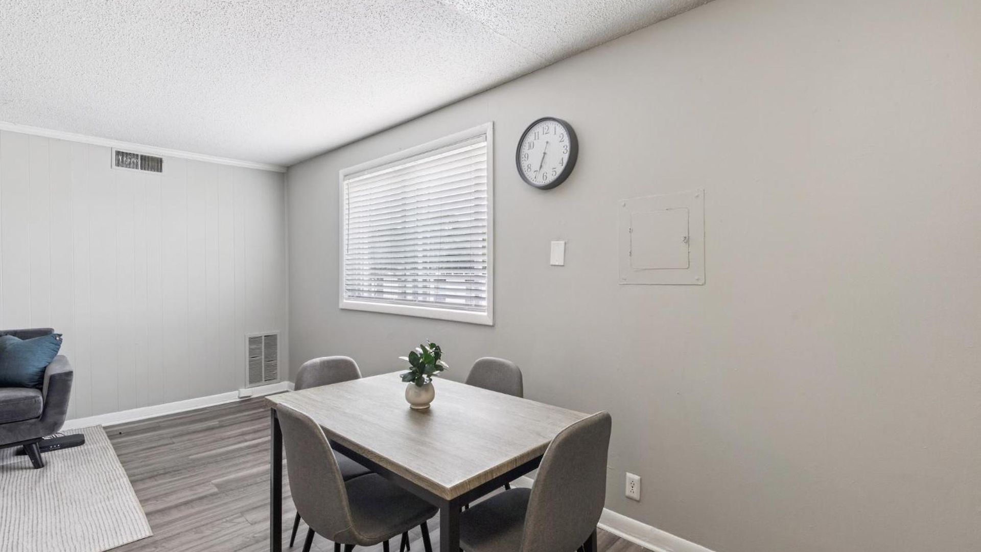 Avery D9 I Comfy 2 Bed 1 Bath Apartment