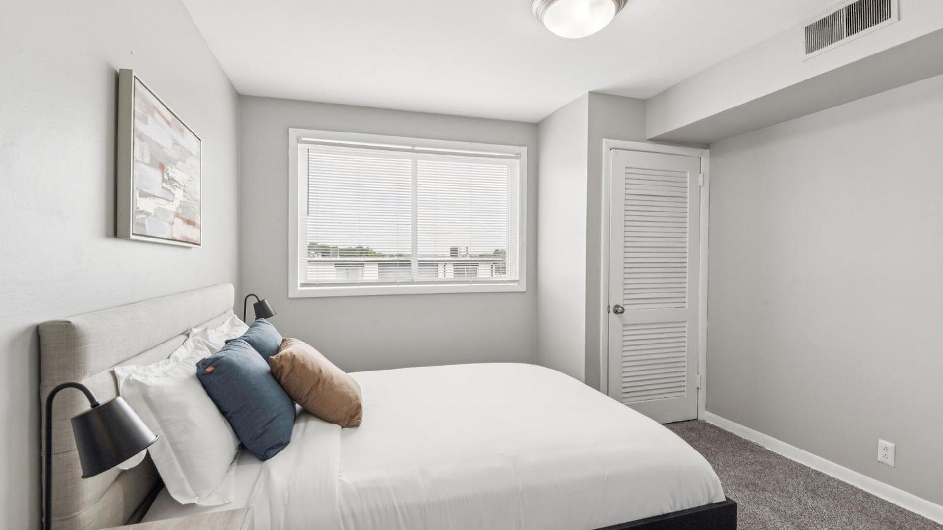 Avery D9 I Comfy 2 Bed 1 Bath Nashville