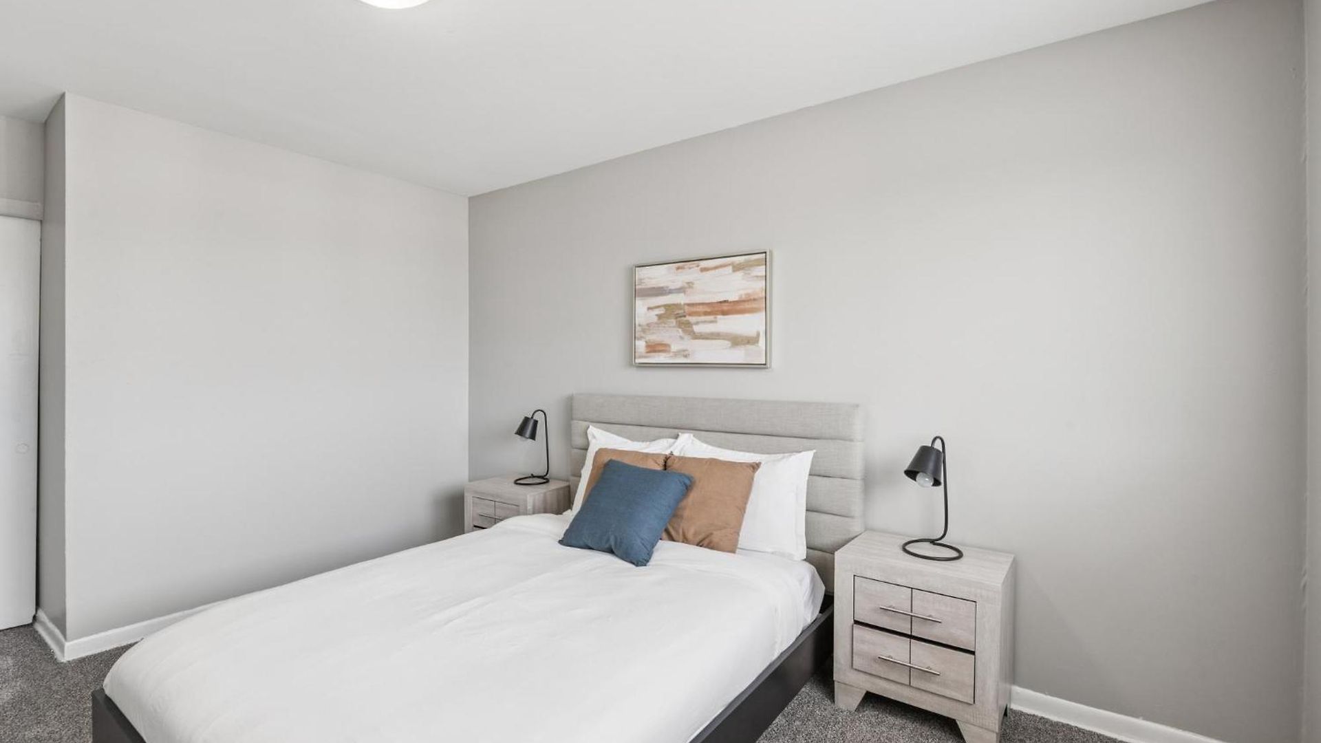 Avery D9 I Comfy 2 Bed 1 Bath * Nashville