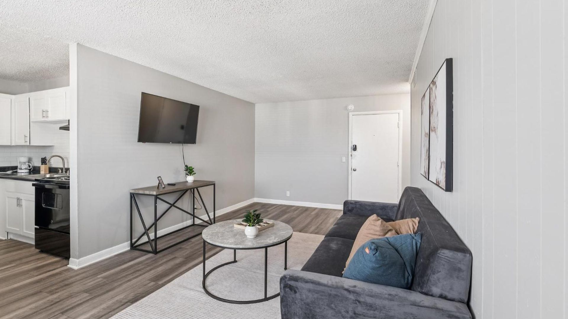 Avery D9 I Comfy 2 Bed 1 Bath