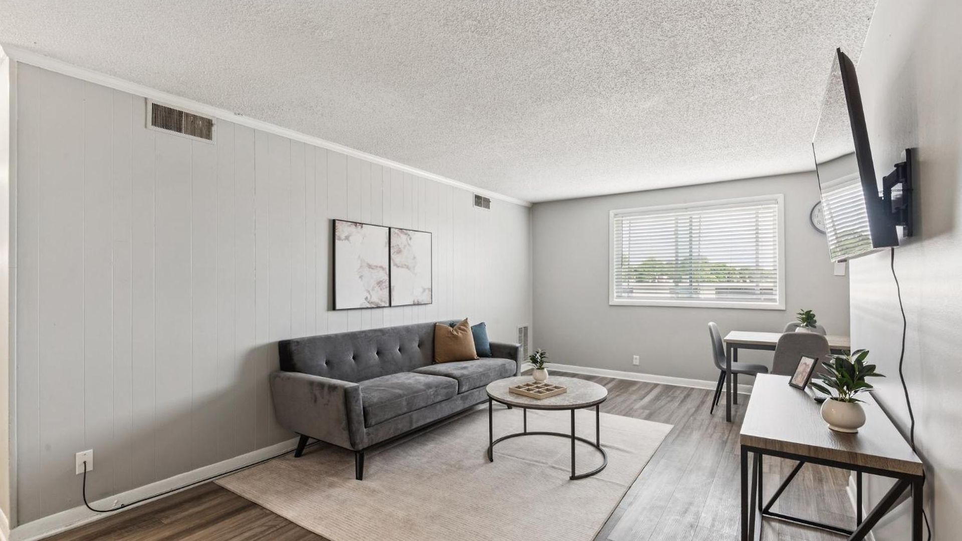 Apartment Avery D9 I Comfy 2 Bed 1 Bath *