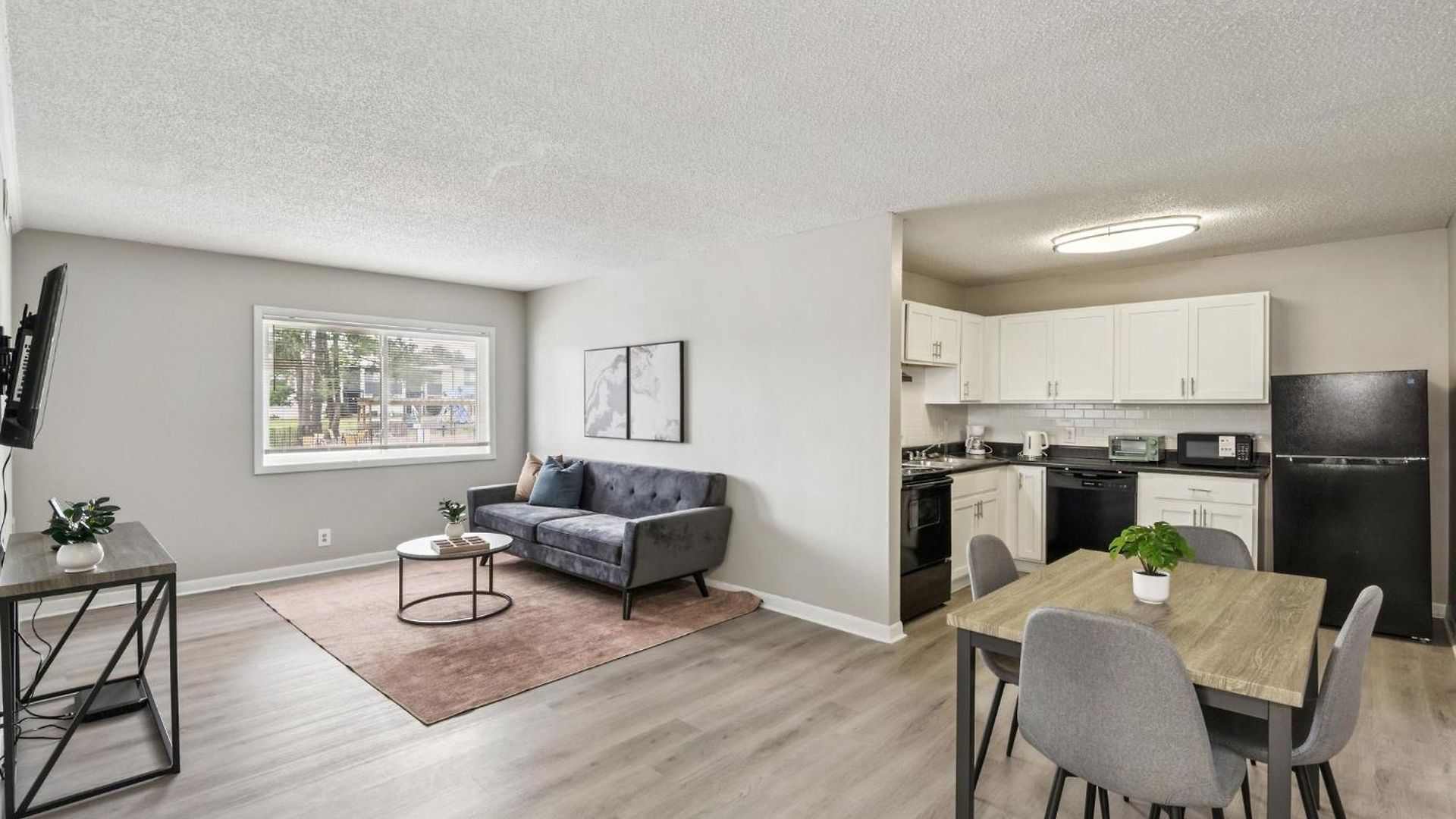 Apartment Avery D33 I Spacious 2 Bed 1 Bath