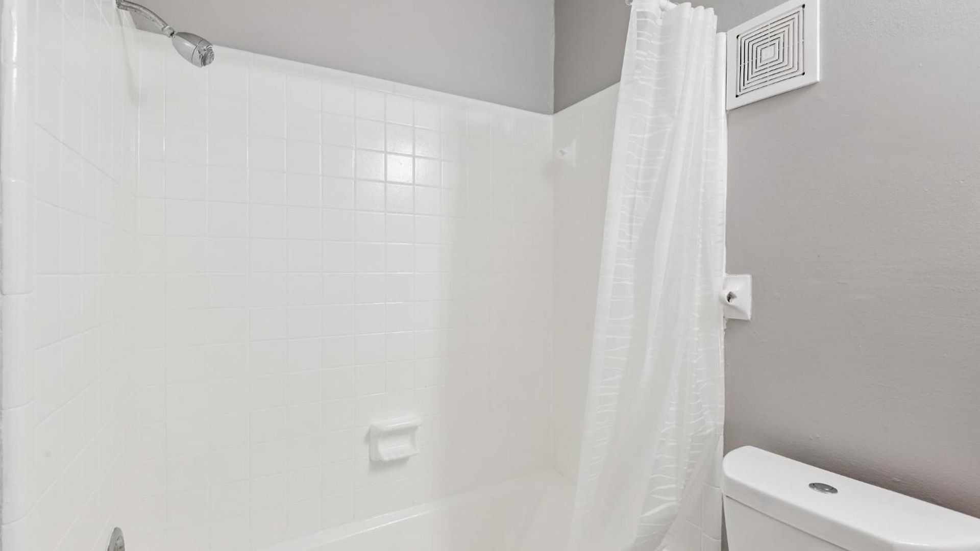 Apartment Avery A4 I Spacious 1 Bed 1 Bath *
