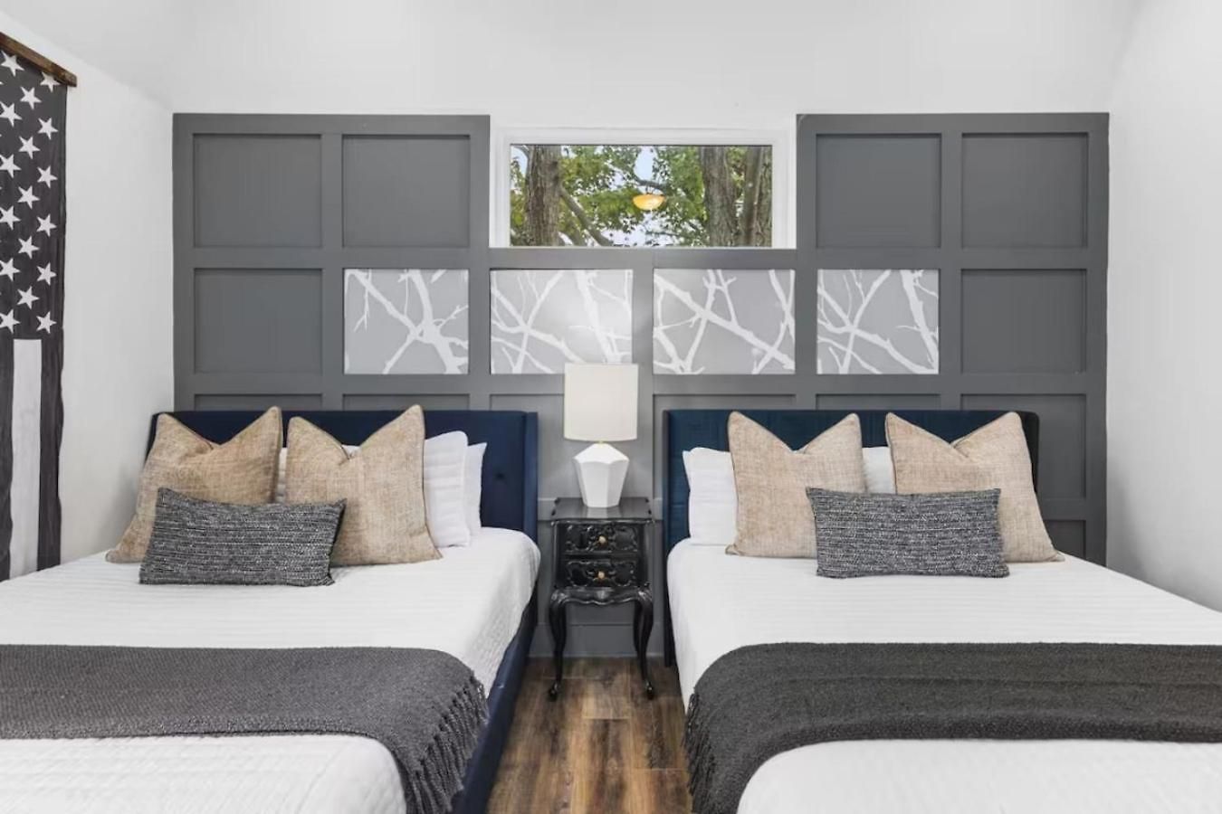 Holiday home 5br Rooftop Retreat 7 Min To Broadway