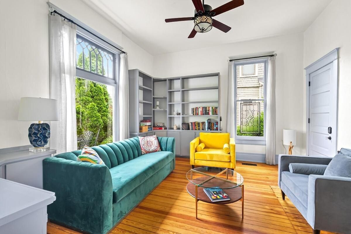 Stunning Close To Downtown And Bdwy Holiday home *