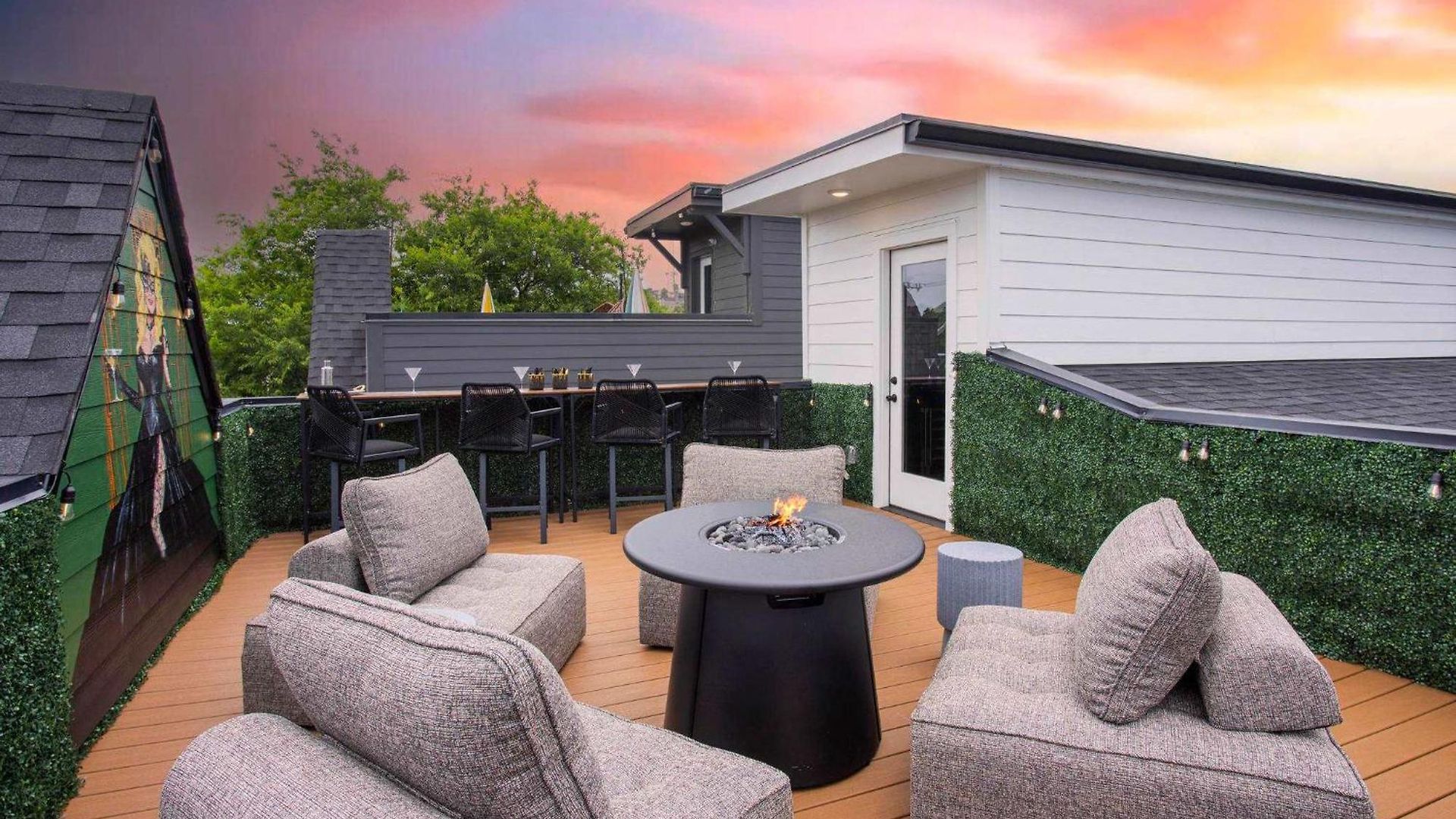 Rooftop Deck Hot Tub Fire Pit Sleeps 10 * Nashville