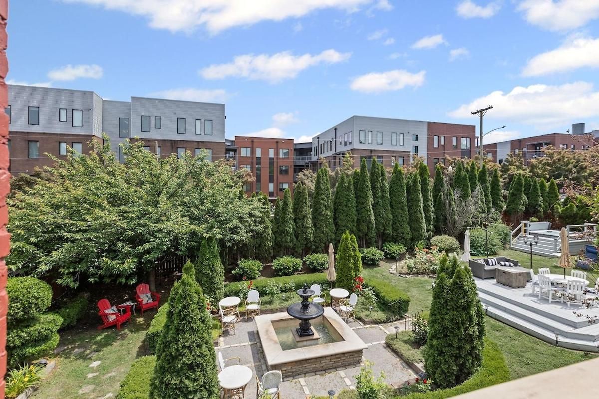 Germantown Old Grand House Holiday home Nashville