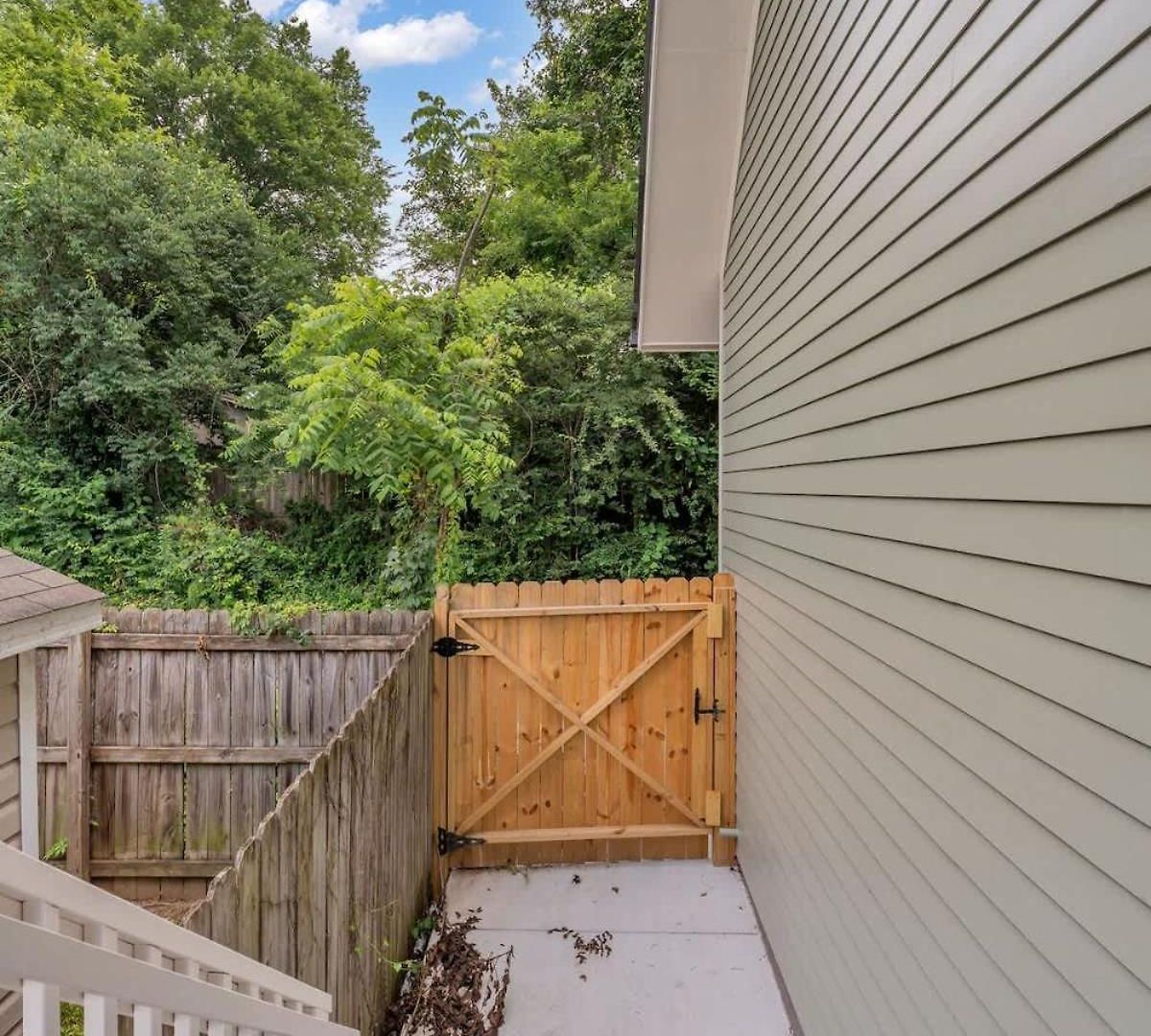 Apartment East Greenwood Treehouse Close To Dt *