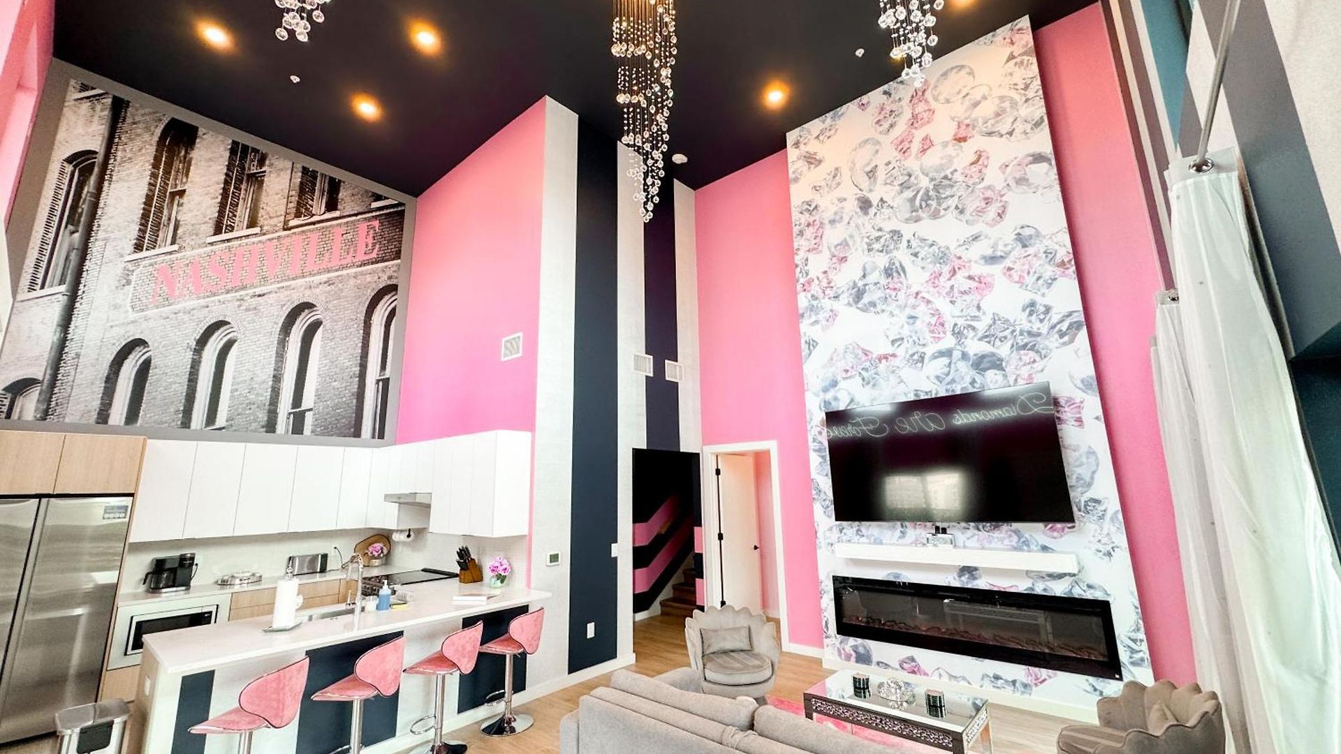 Diamonds Are Forever Walk To Broadway Pool And Gym Apartment Nashville