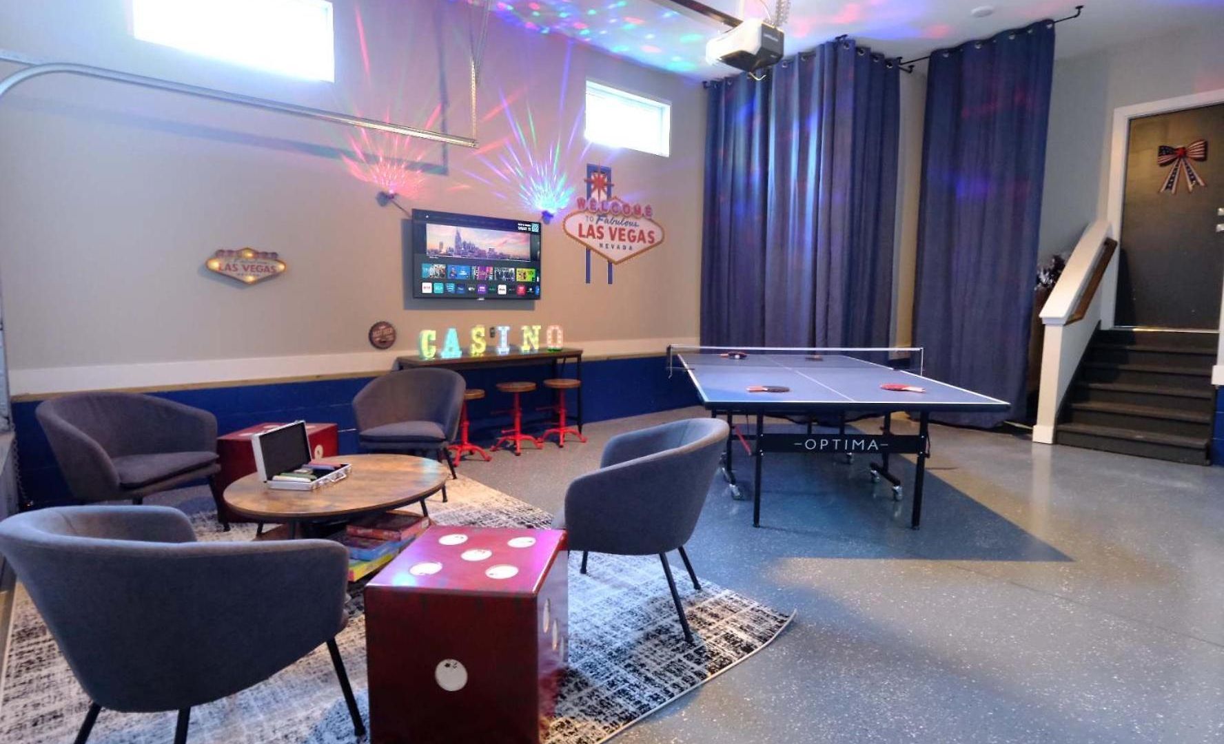 Ultimate Rooftop Double Games Bbq Skyline Views