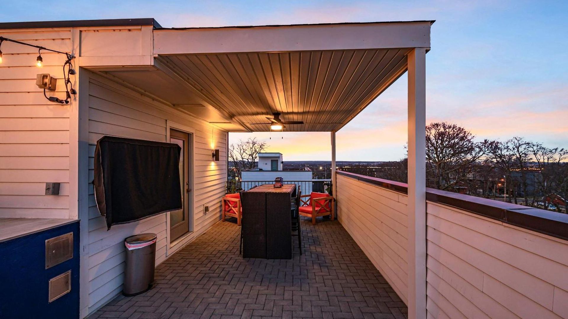 Ultimate Rooftop Double Games Bbq Skyline Views * Nashville