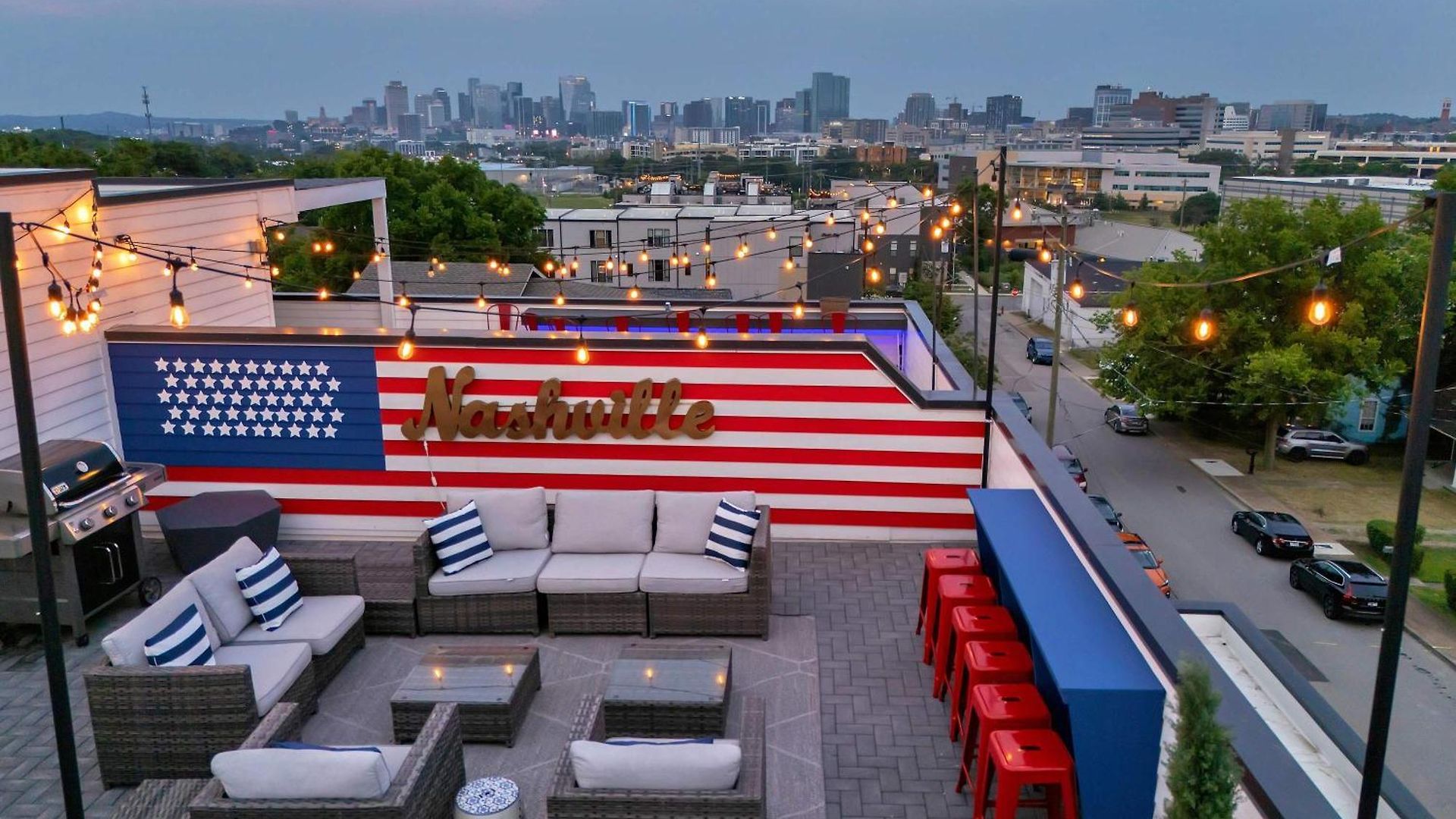 Ultimate Rooftop Double Games Bbq Skyline Views * Nashville