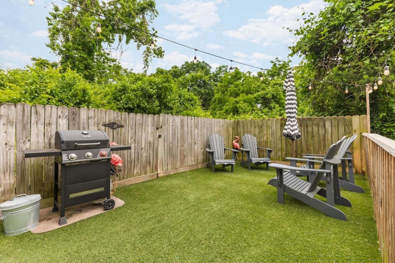 Holiday home Cozy House In Trendy East With A Patio And Grill