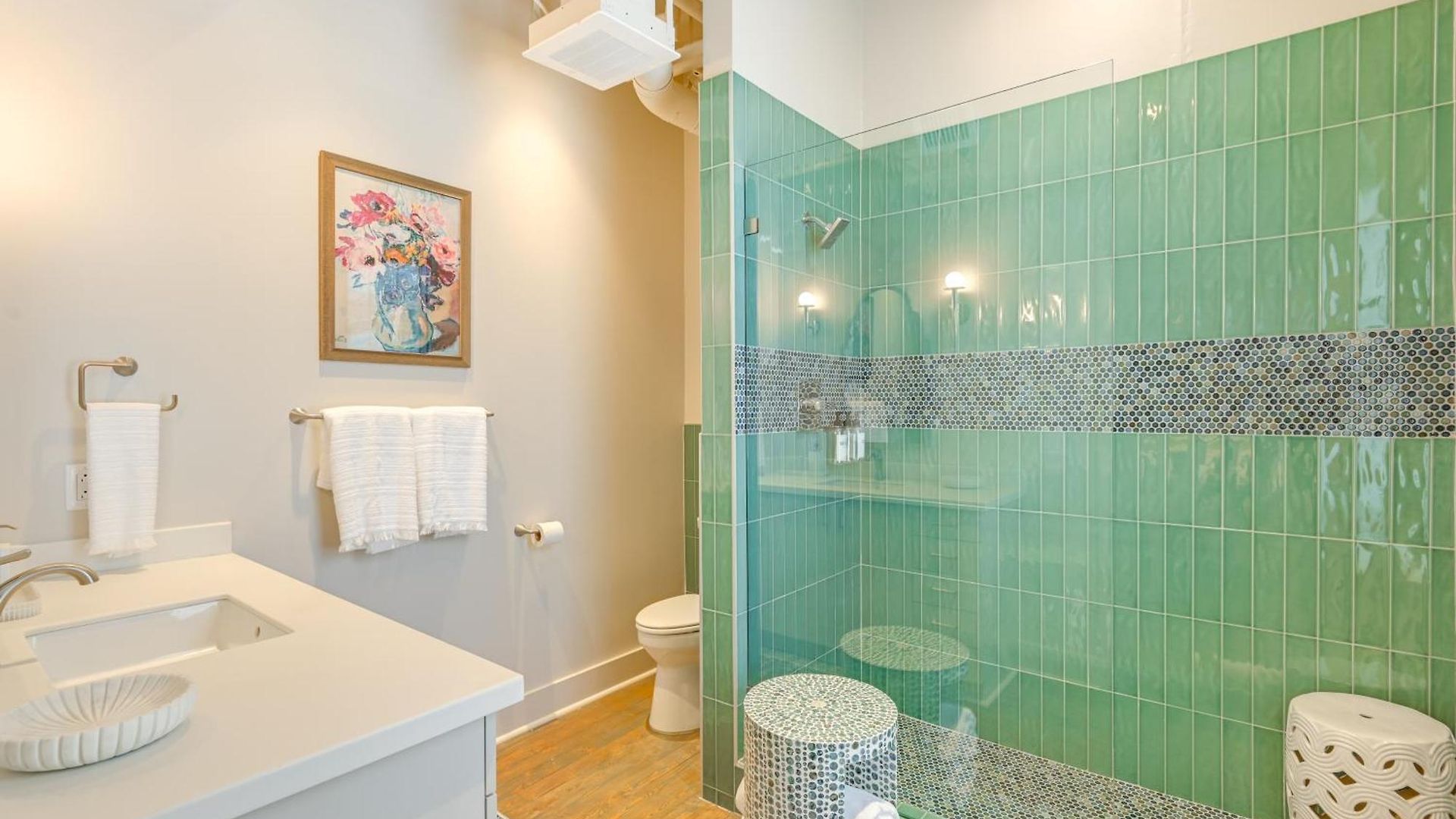 Walk To Vanderbilt: Eclectic In Holiday home *