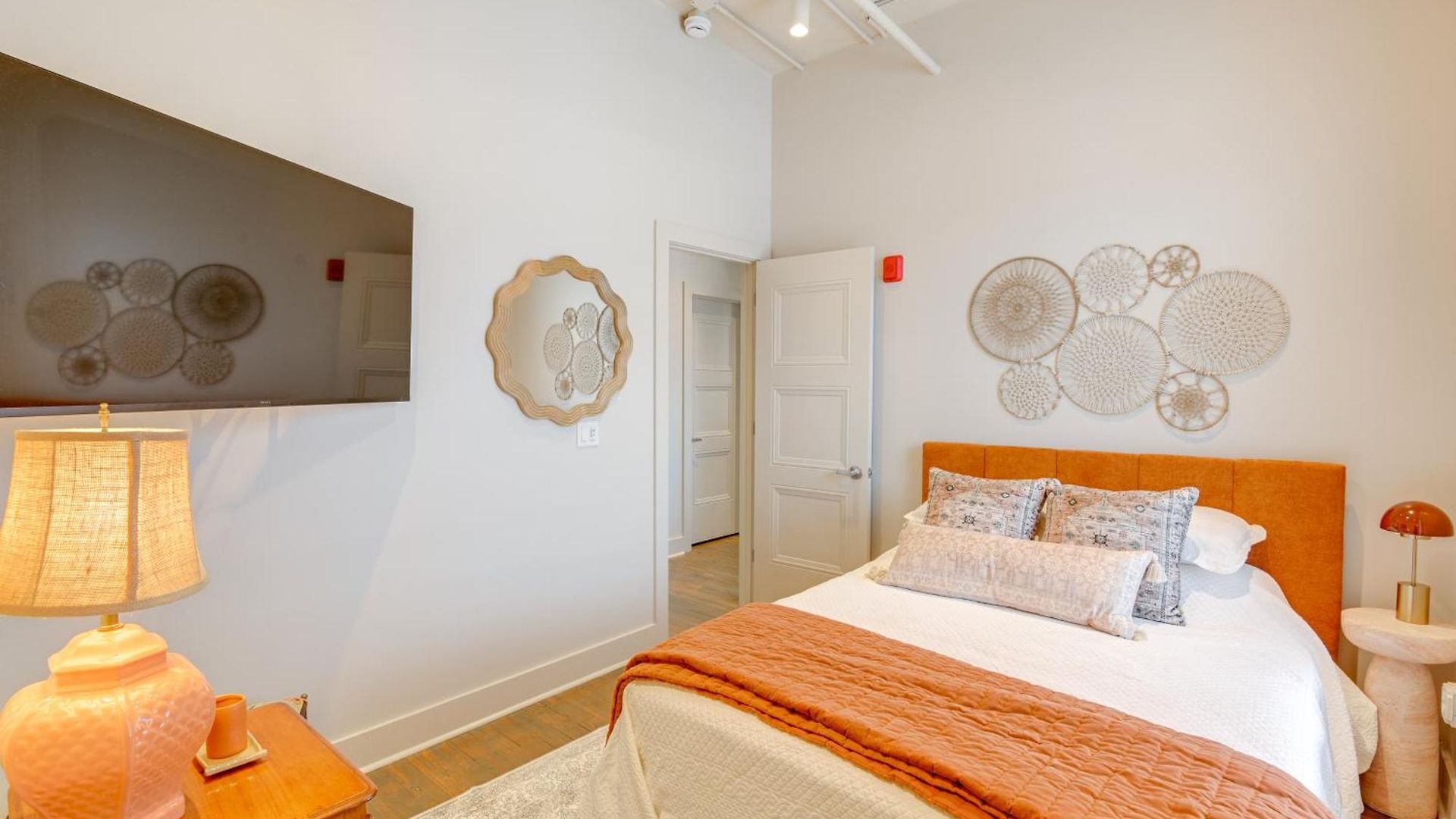 Holiday home Walk To Vanderbilt: Eclectic In Nashville