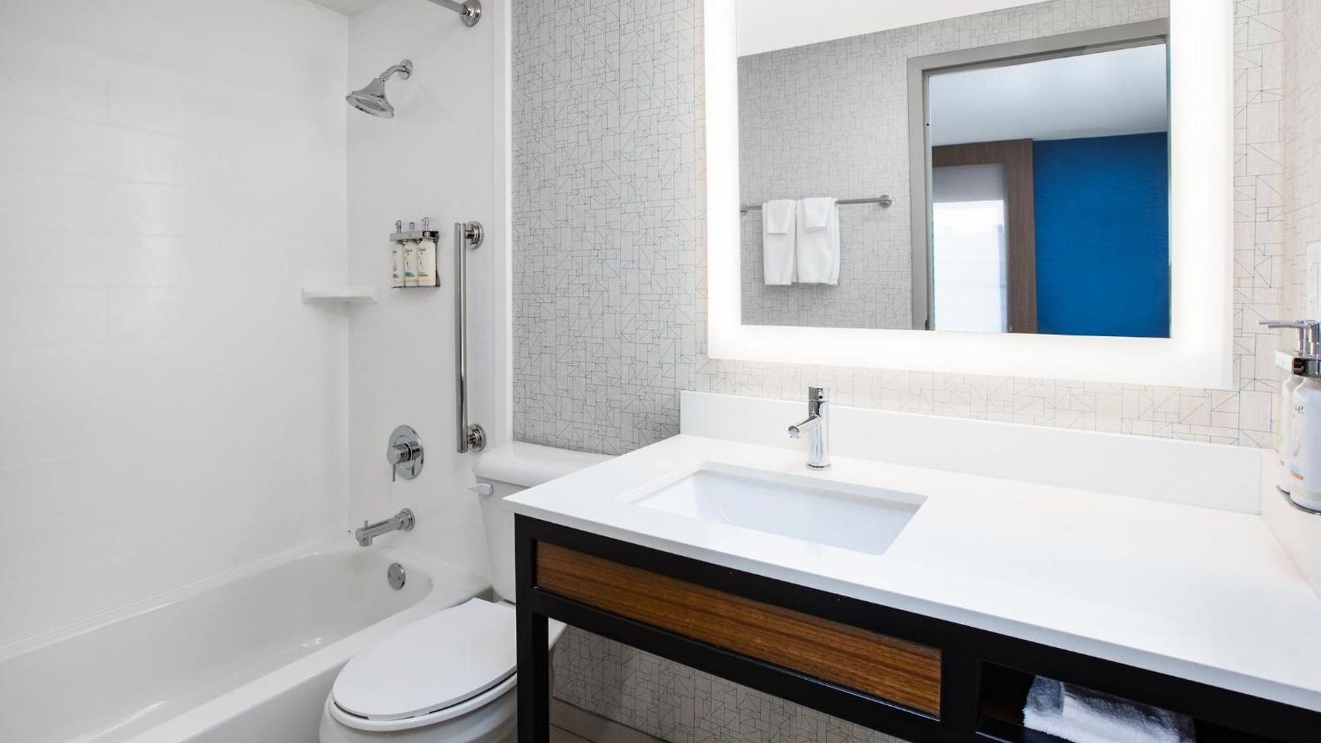 Hotel Express Nashville-downtown - Broadway By Ihg Nashville