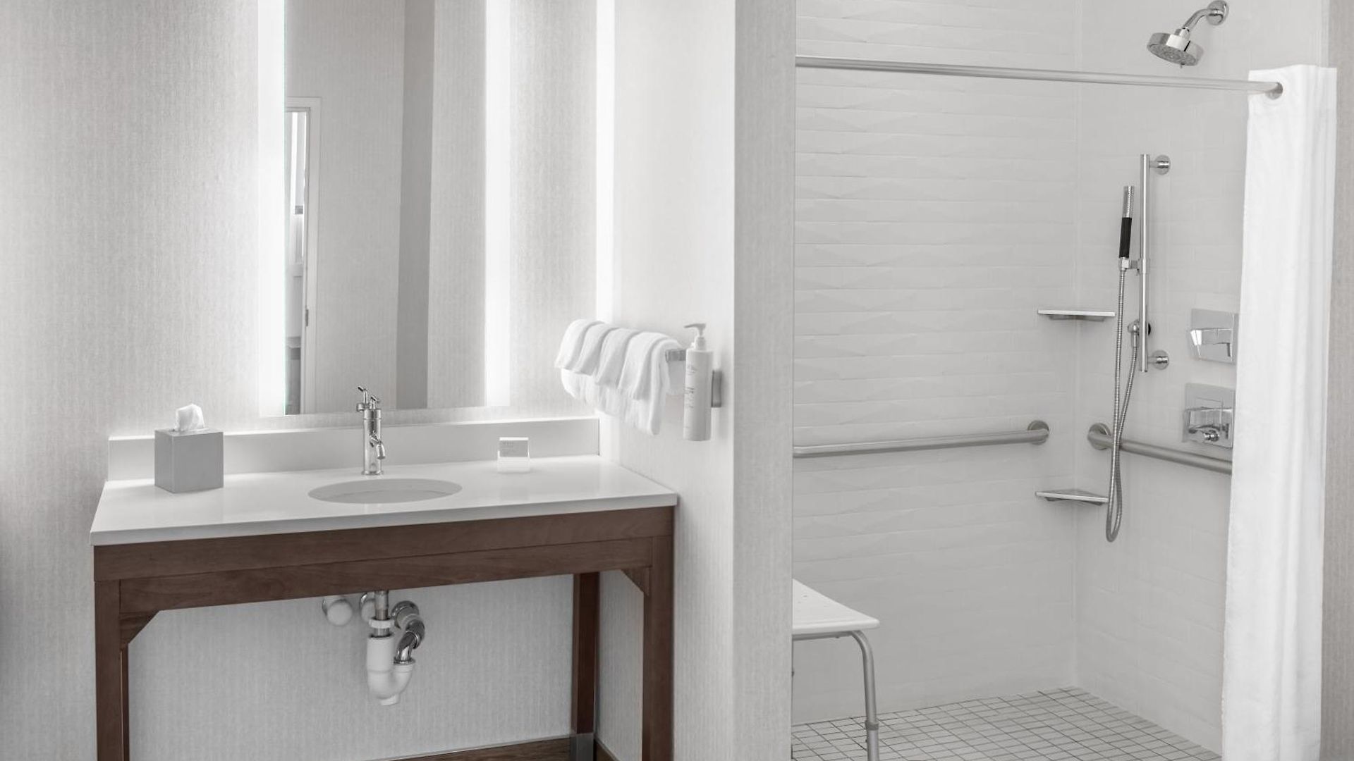 Hotel Homewood By Hilton Downtown Nashville