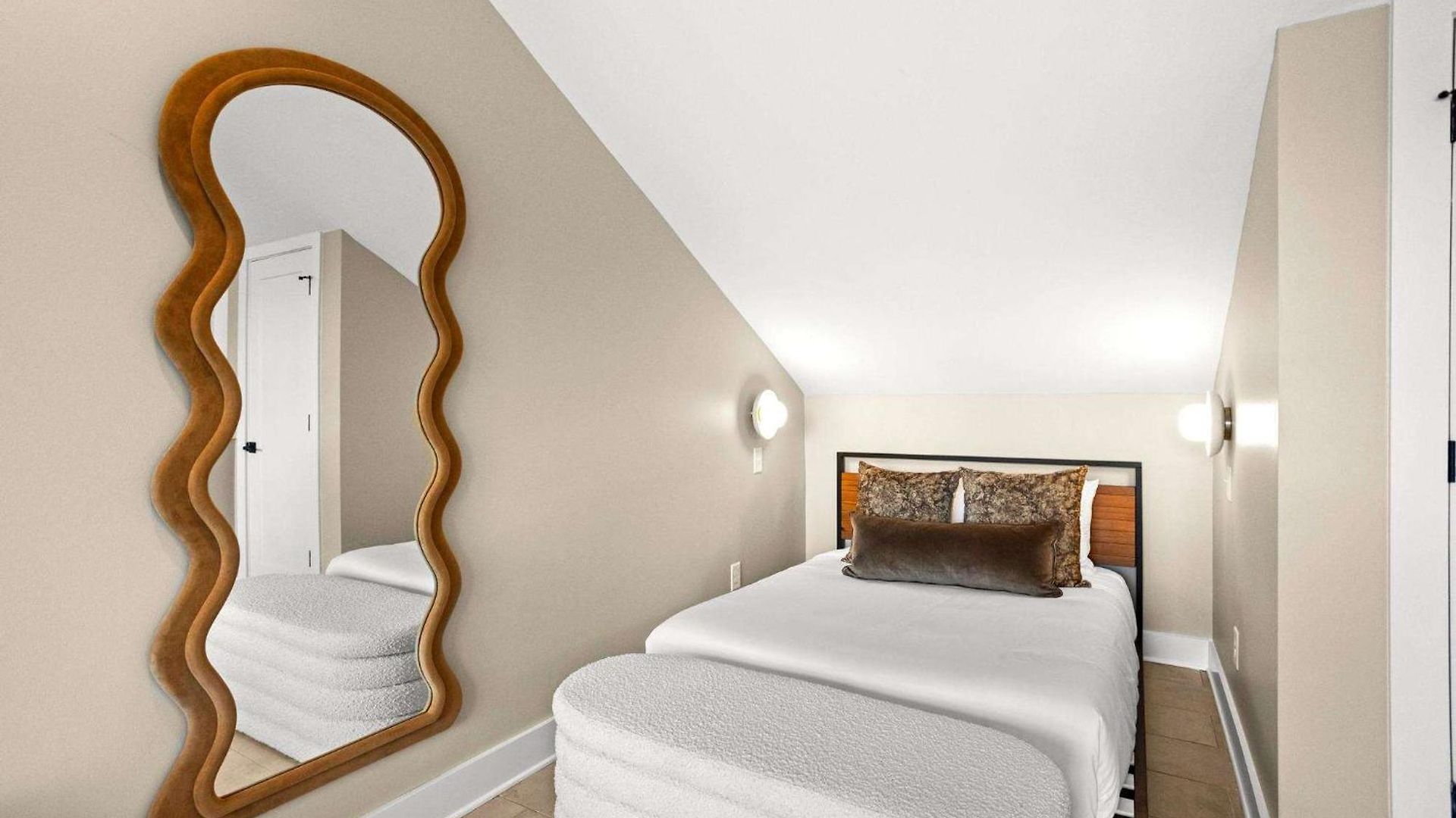Earth At 8th & Argyle Elite Vacation Spot * Nashville