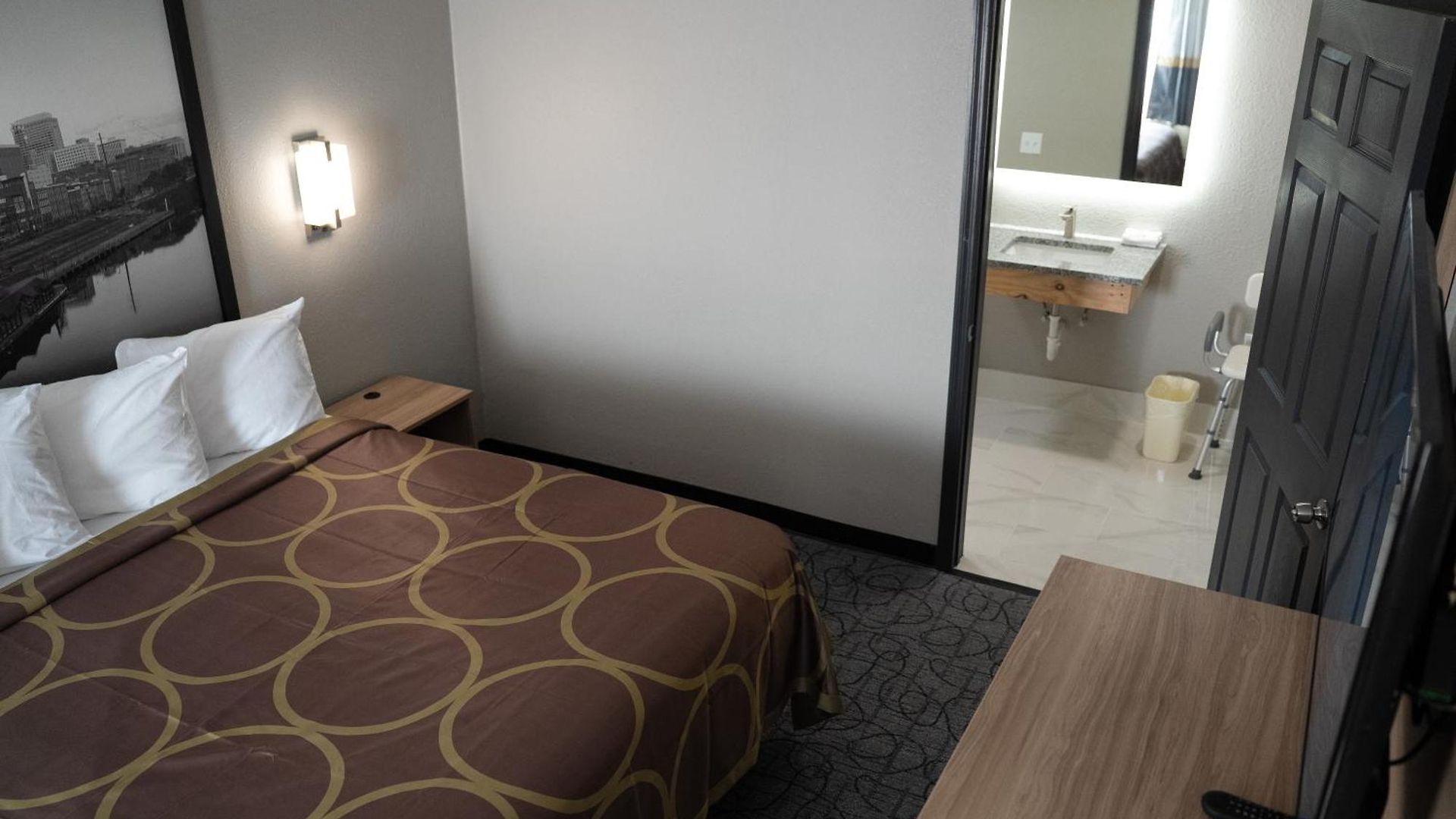 Hotel Super 8 By Wyndham Antioch/nashville South East