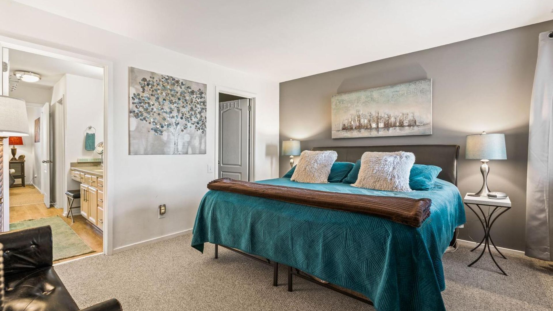 Heart Of Downtown/walk To Broadway & The Action/bars/music Venues/honky Tonks! Apartment *