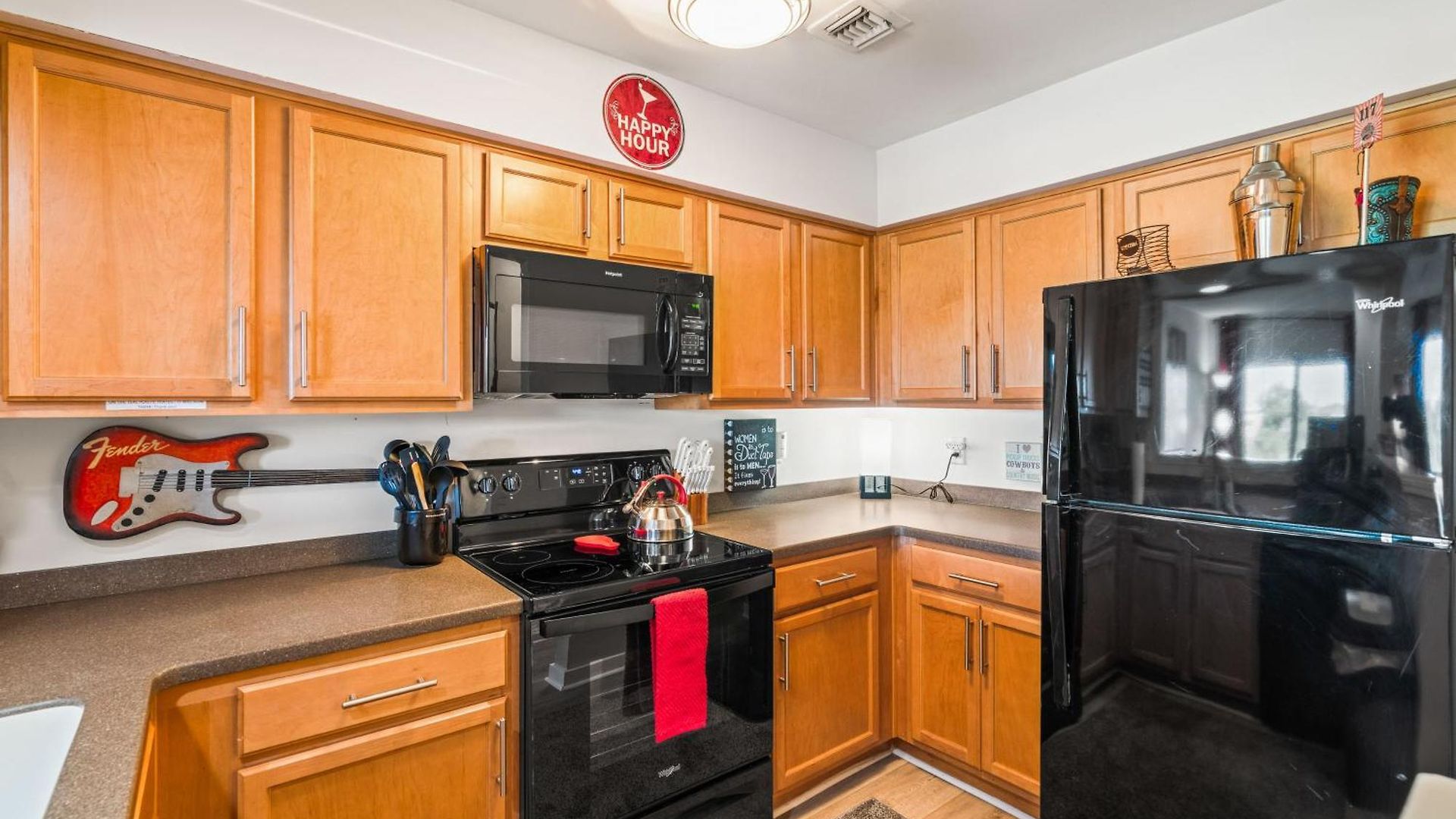 Heart Of Downtown/walk To Broadway & The Action/bars/music Venues/honky Tonks! Apartment