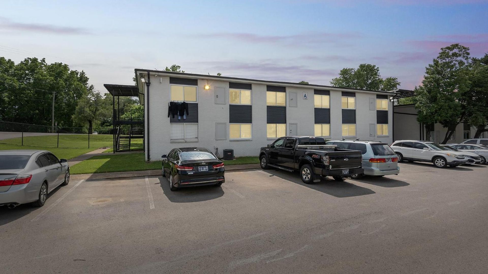 Avery A4 I Spacious 1 Bed 1 Bath Apartment Nashville
