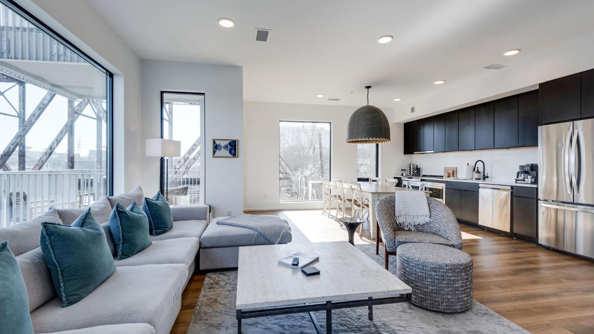 Boutique On Riverfront- Park Free * Nashville