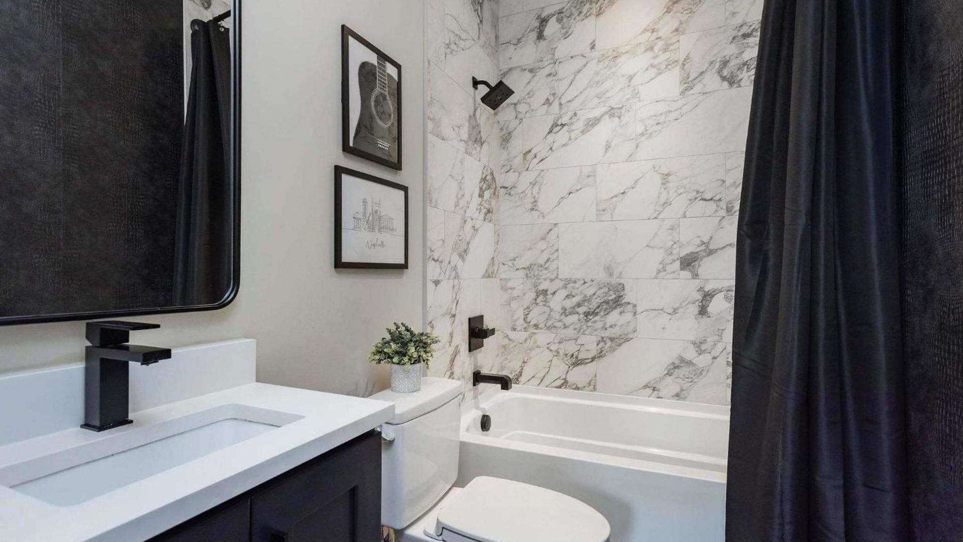 Downtown Views Glam Stations Close To Broadway Nashville