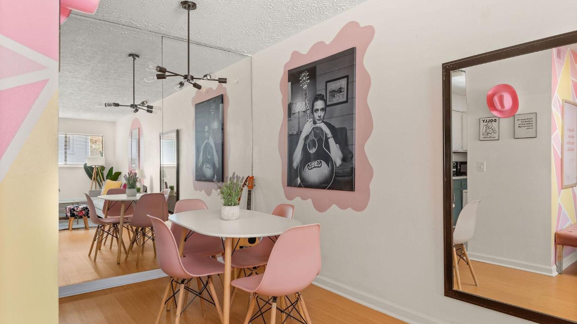 Apartment The Johnny And Dolly Historic Hideaway, Music Row Unit 2 *