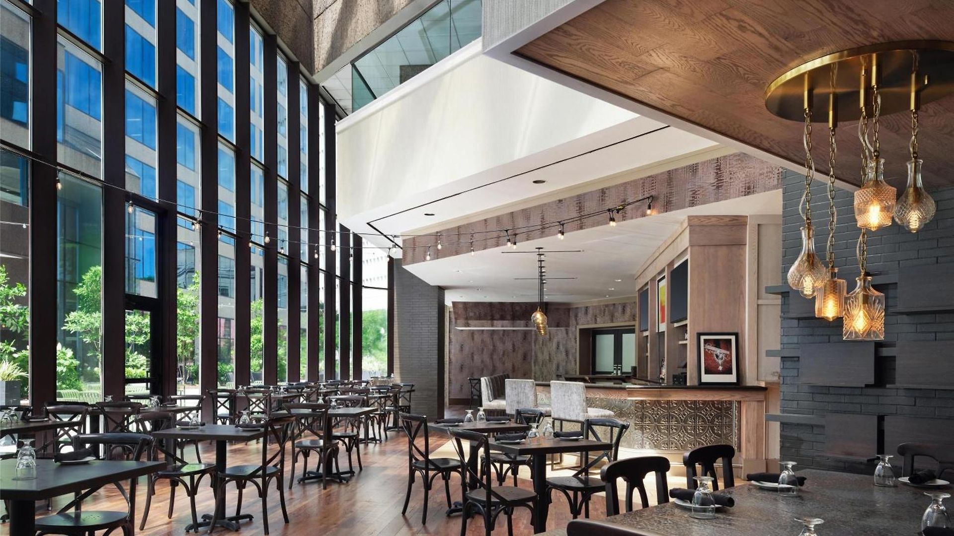 Doubletree By Hilton Downtown Hotel