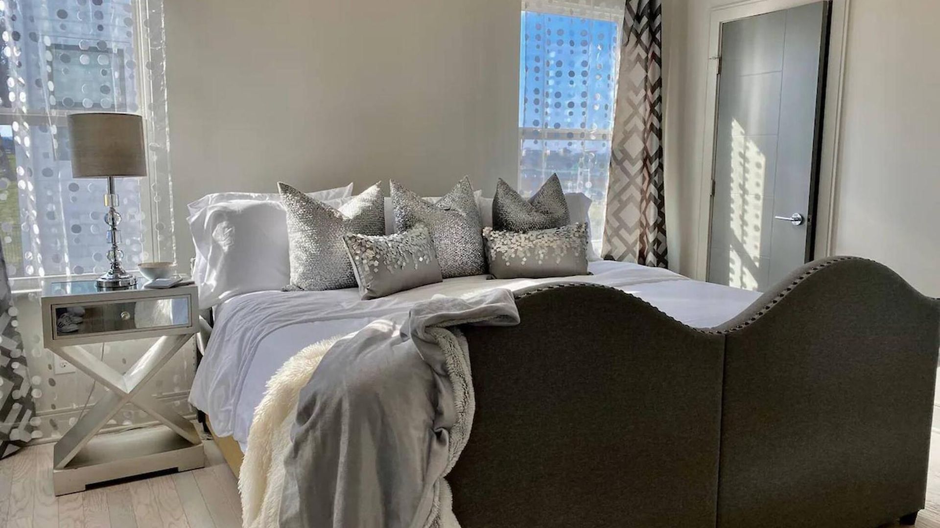 Stella | Downtown Gulch | 7 Min Drive To Broadway! Holiday home