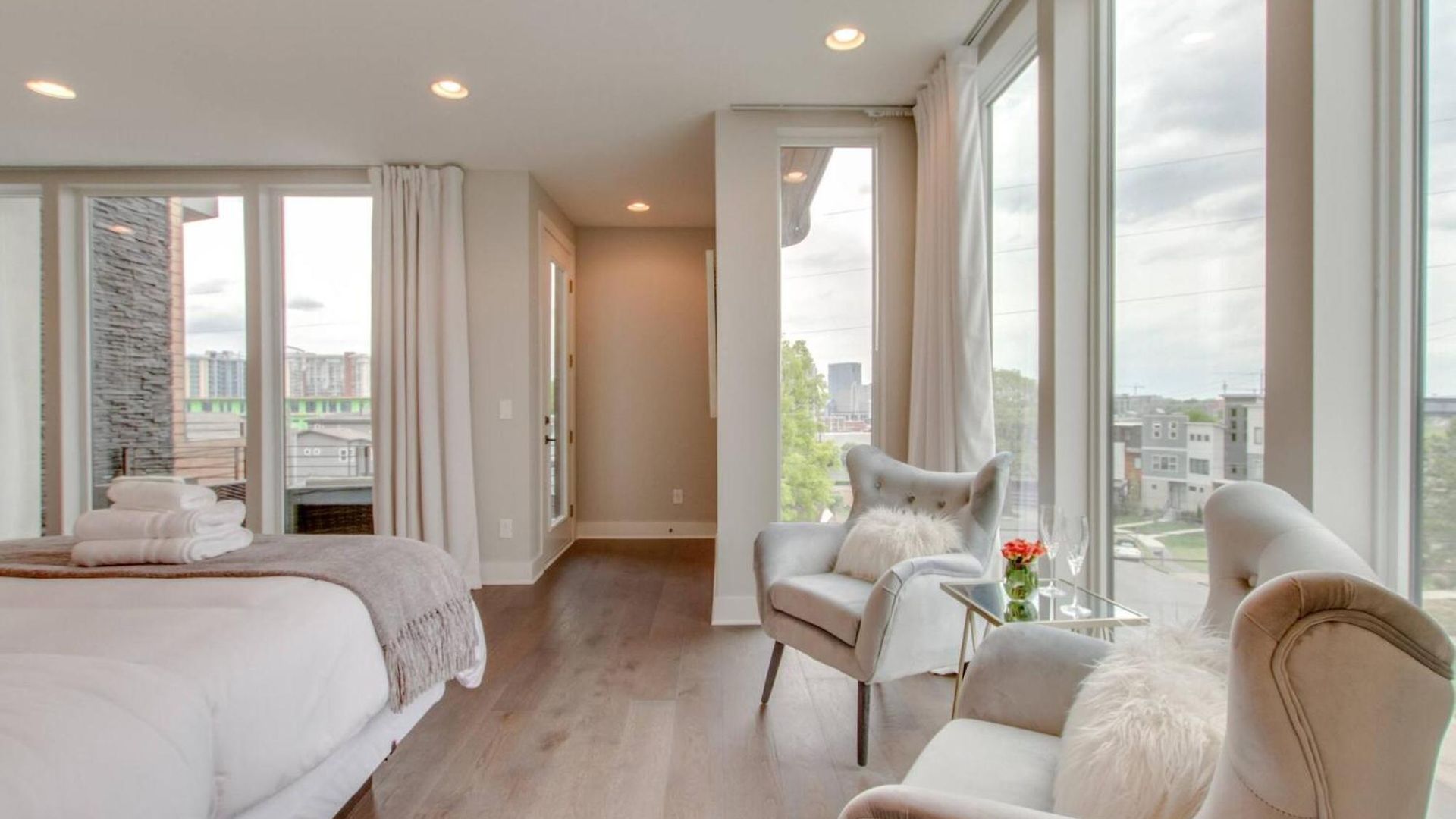 Holiday home The Augustine! | Views, Gym, Walk To Gulch *