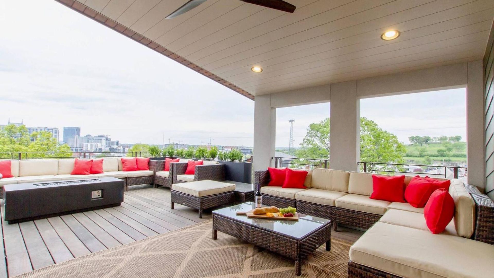Holiday home The Augustine! | Views, Gym, Walk To Gulch