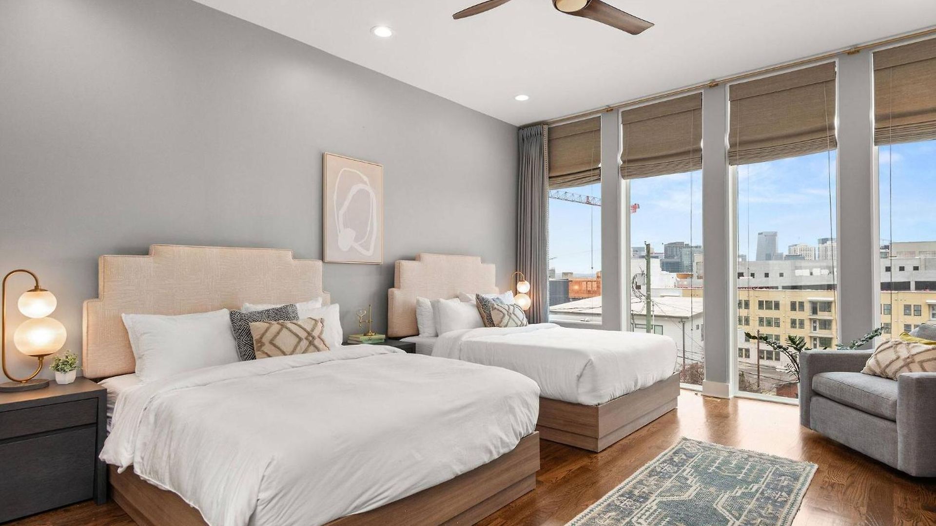 Hill House | Walk To Gulch! Sauna, Hot Tub, Gym! * Nashville
