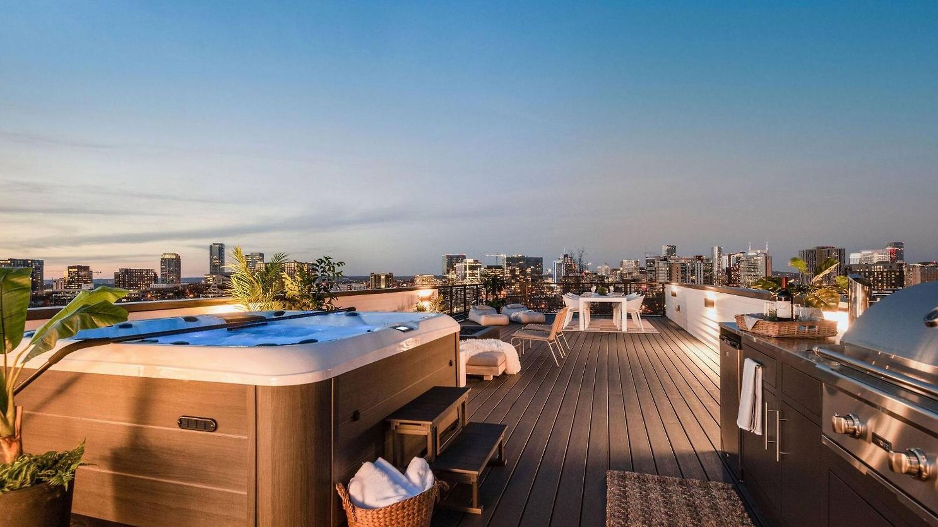 Holiday home Archer House | Hot Tub Rooftop | Downtown Luxury! Nashville