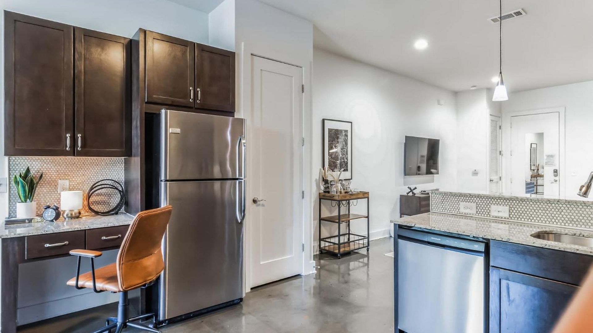 1 Bdr Loft Close To Vanderbilt Hospital * Nashville